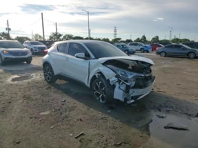 JTNKHMBXXK1060797 2019 Toyota C-Hr Xle