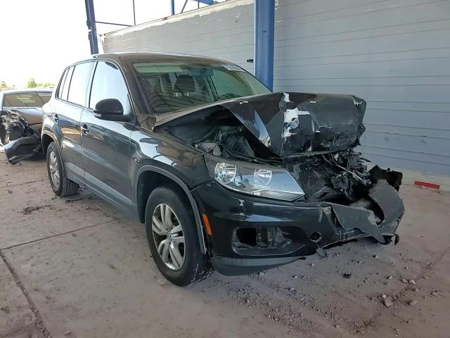 2014 Volkswagen Tiguan S VIN: WVGAV3AX9EW556245 Lot: 73035664