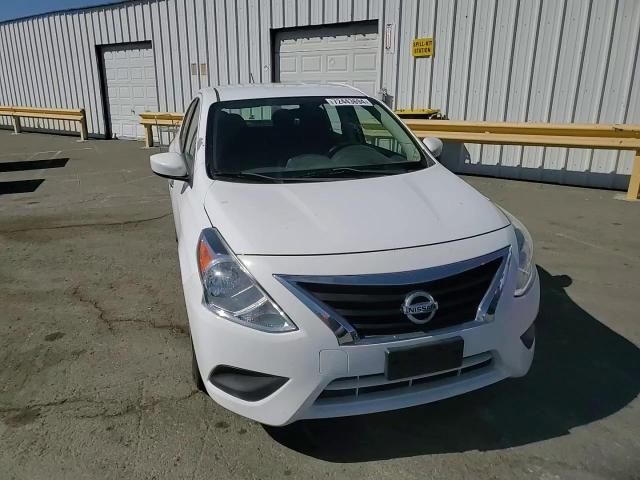 2018 Nissan Versa S VIN: 3N1CN7AP2JL828013 Lot: 72443694