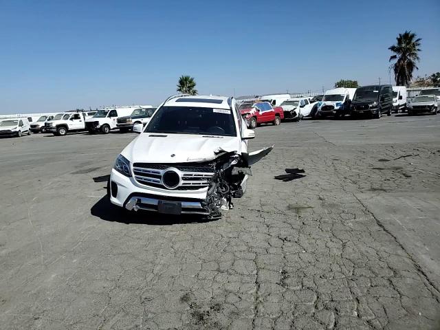 4JGDF6EE4HA970944 2017 Mercedes-Benz Gls 450 4Matic