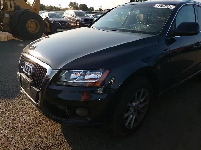 WA1CFAFP2BA009361 2011 Audi Q5 Premium