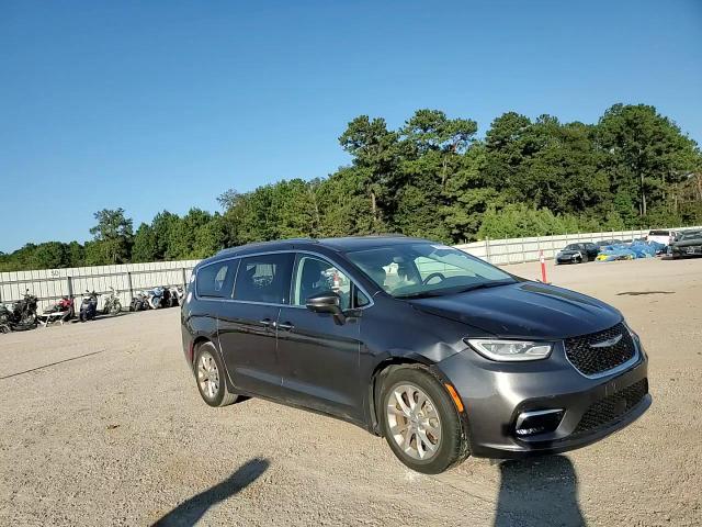 2021 Chrysler Pacifica Touring L VIN: 2C4RC1BG3MR560167 Lot: 71927084