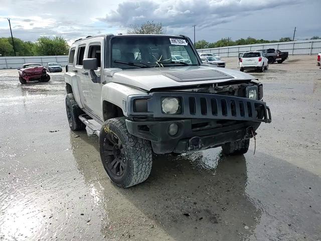 2007 Hummer H3 VIN: 5GTDN13E378156604 Lot: 69679354