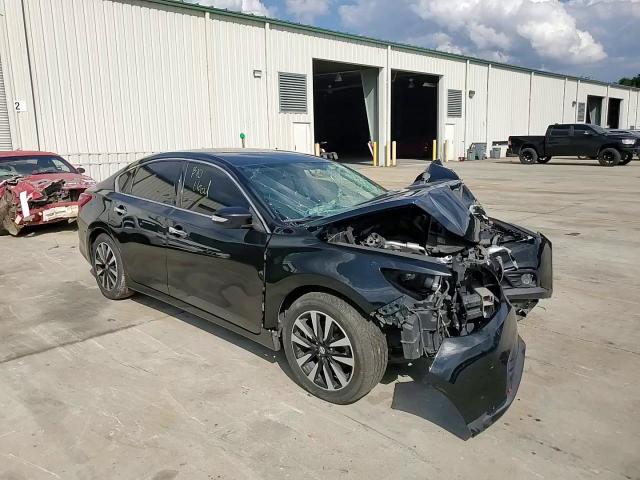 1N4AL3AP9JC213818 2018 Nissan Altima 2.5