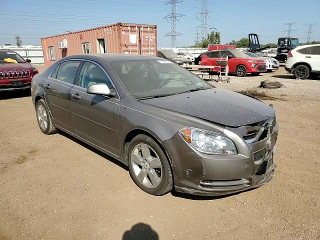 1G1ZD5E18BF159318 2011 Chevrolet Malibu 2Lt