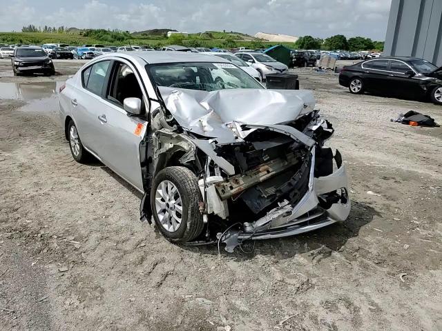 2017 Nissan Versa S VIN: 3N1CN7AP5HL886899 Lot: 70439094