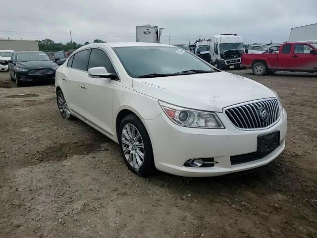 2013 Buick Lacrosse VIN: 1G4GC5E3XDF332144 Lot: 70246374