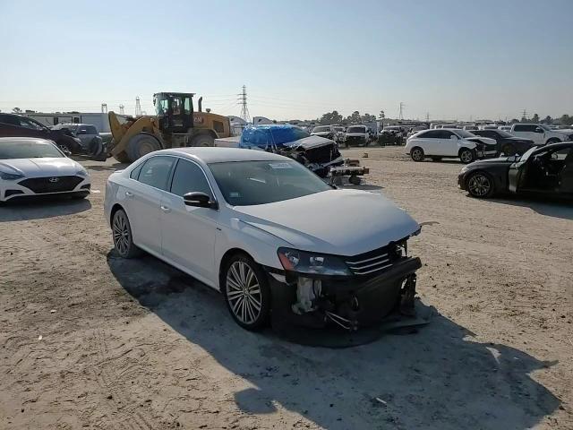 2015 Volkswagen Passat Se VIN: 1VWBS7A33FC054014 Lot: 71763424