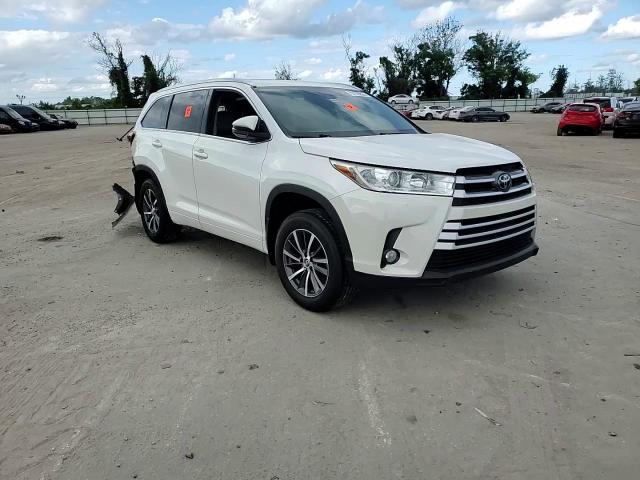 2017 Toyota Highlander Se VIN: 5TDJZRFH7HS455643 Lot: 72109824