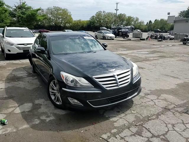 2012 Hyundai Genesis 4.6L VIN: KMHGC4DF8CU208213 Lot: 72788224