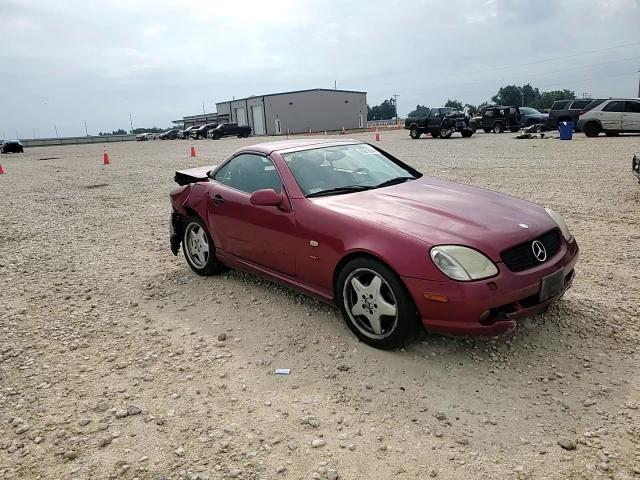 WDBKK47F0XF132802 1999 Mercedes-Benz Slk 230 Kompressor