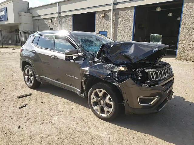 3C4NJDCB3KT695846 2019 Jeep Compass Limited