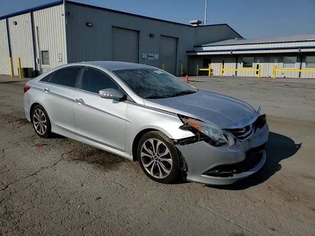 5NPEC4AC5EH887053 2014 Hyundai Sonata Se