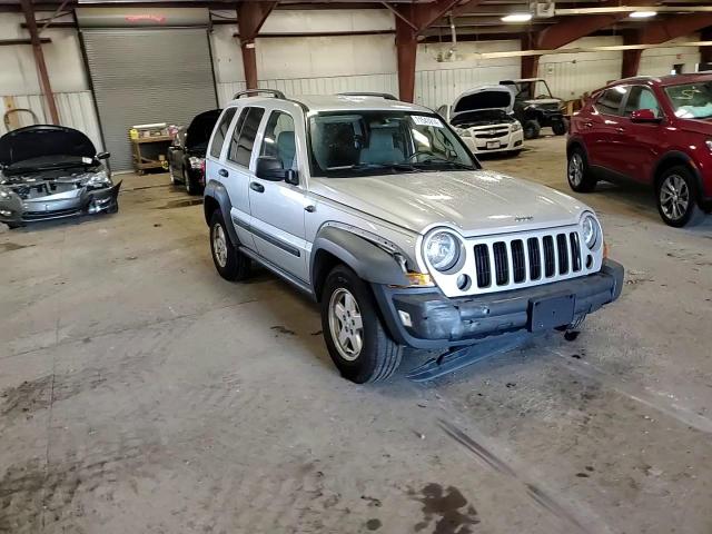 1J4GK48K57W525627 2007 Jeep Liberty Sport