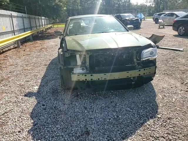 2C3CCAAG9JH253891 2018 Chrysler 300 Touring