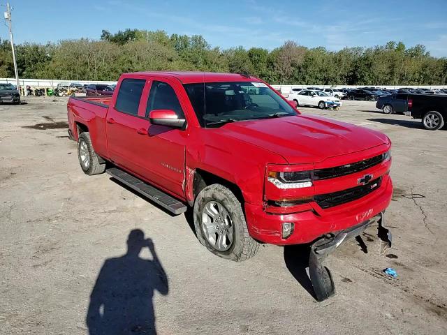 2018 Chevrolet Silverado K1500 Lt VIN: 1GCUKREC3JF239267 Lot: 72982304