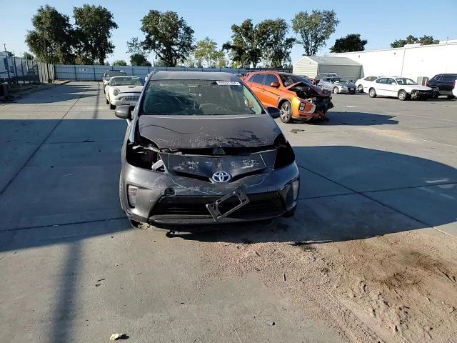 2013 Toyota Prius - Image 10