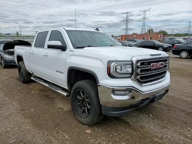 2016 GMC Sierra - Image 11