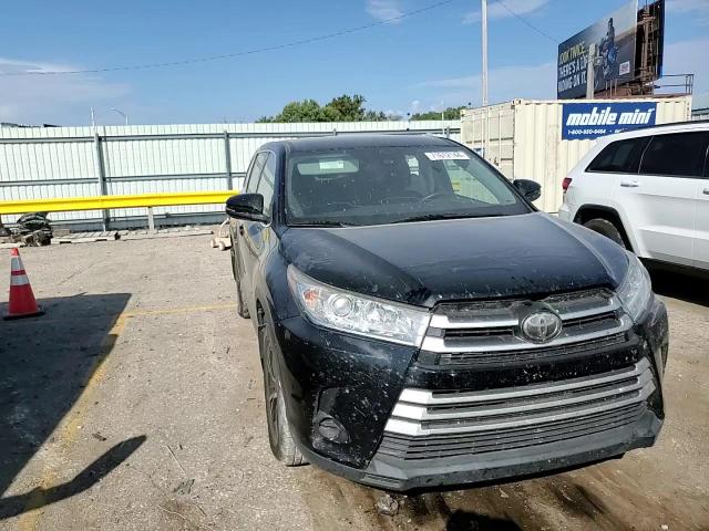 2017 Toyota Highlander Le VIN: 5TDBZRFH0HS384113 Lot: 71612144