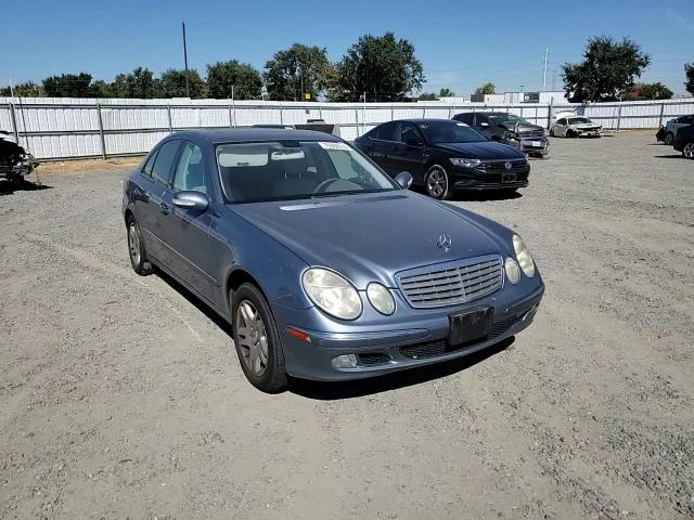 2005 Mercedes-Benz E 320 VIN: WDBUF65J45A655928 Lot: 70688014