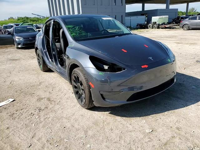 2020 Tesla Model Y VIN: 5YJYGDEE3LF038144 Lot: 70321884