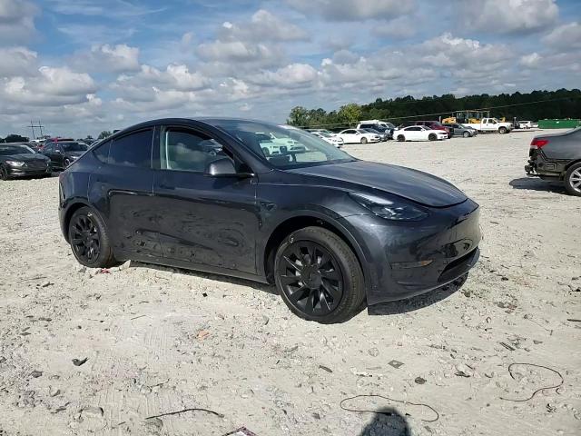 2024 Tesla Model Y VIN: 7SAYGDEDXRA326758 Lot: 71748214