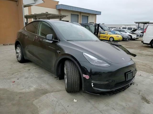 2023 Tesla Model Y VIN: 7SAYGDEE8PF862827 Lot: 72654824