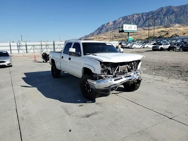 2005 Chevrolet Silverado K2500 Heavy Duty VIN: 1GCHK23225F901896 Lot: 71728134