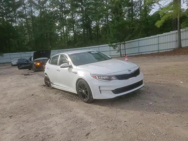 2017 Kia Optima Lx VIN: 5XXGT4L35HG153647 Lot: 73485254