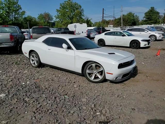 2018 Dodge Challenger Sxt VIN: 2C3CDZAG1JH118464 Lot: 71836494