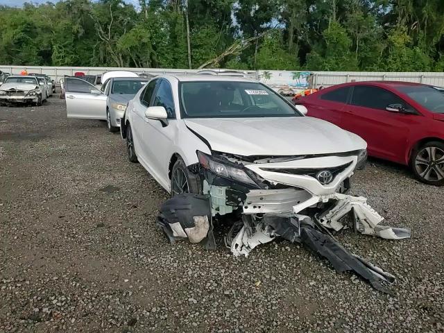 2022 Toyota Camry Se VIN: 4T1G11AK8NU657237 Lot: 72322034