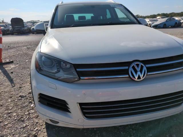 WVGFF9BP2CD002459 2012 Volkswagen Touareg V6