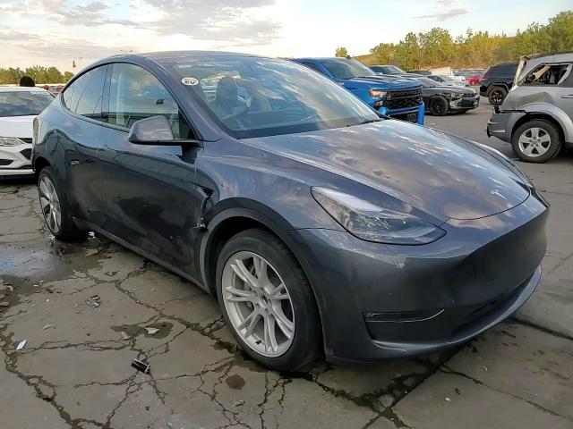 2023 Tesla Model Y VIN: 7SAYGDEEXPF908951 Lot: 72382244