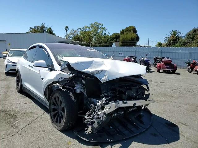 2022 Tesla Model X VIN: 7SAXCBE59NF328695 Lot: 70235134