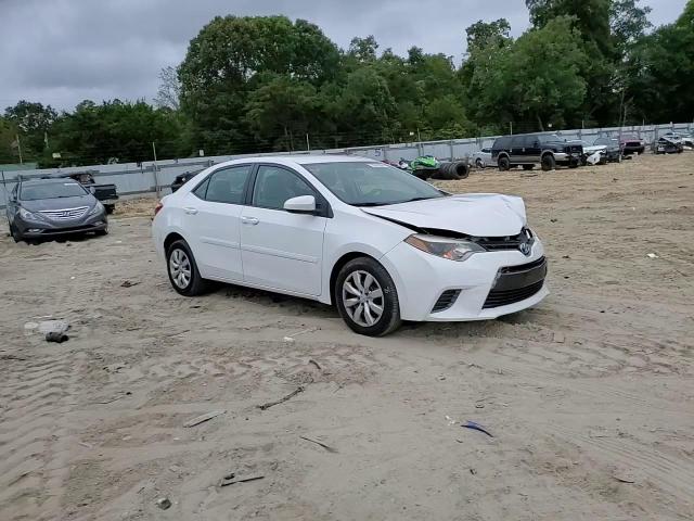 2015 Toyota Corolla L VIN: 2T1BURHE3FC247271 Lot: 72681094