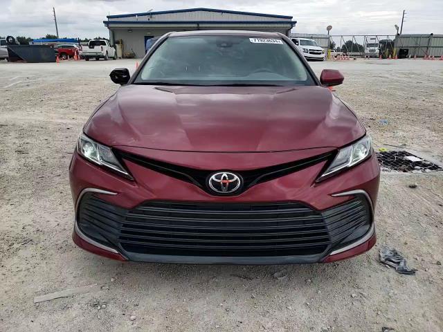 2021 Toyota Camry - Image 10