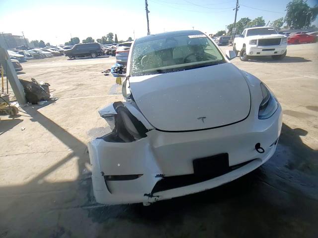 7SAYGDEE2NF558177 2022 Tesla Model Y