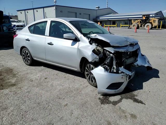 2019 Nissan Versa S VIN: 3N1CN7AP1KL829400 Lot: 69794724