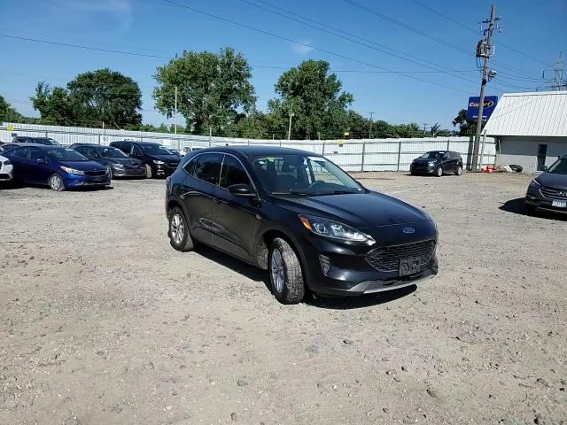 2020 Ford Escape Se VIN: 1FMCU9G60LUA11170 Lot: 70147604