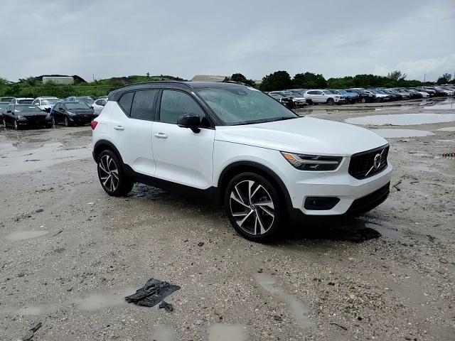 YV4162UM6M2471962 2021 Volvo Xc40 T5 R-Design