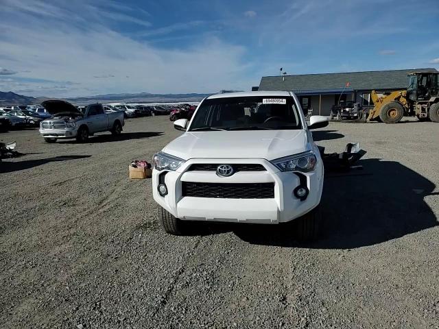 2018 Toyota 4Runner Sr5/Sr5 Premium VIN: JTEBU5JR7J5568849 Lot: 69480954