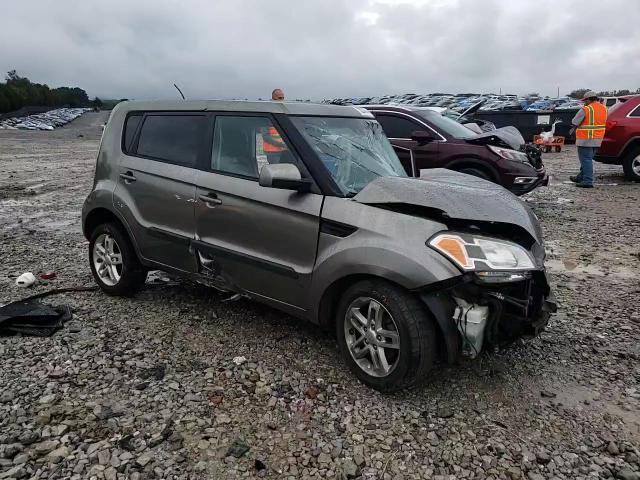 KNDJT2A27B7196164 2011 Kia Soul +