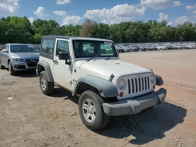 2008 Jeep Wrangler X VIN: 1J4FZ24138L570173 Lot: 69245774