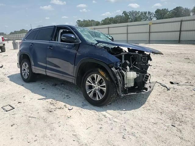 2015 Toyota Highlander - Image 11