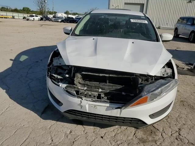 1FADP3F25JL212471 2018 Ford Focus Se