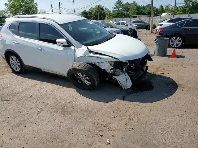 2016 Nissan Rogue S VIN: KNMAT2MV8GP663427 Lot: 70181574