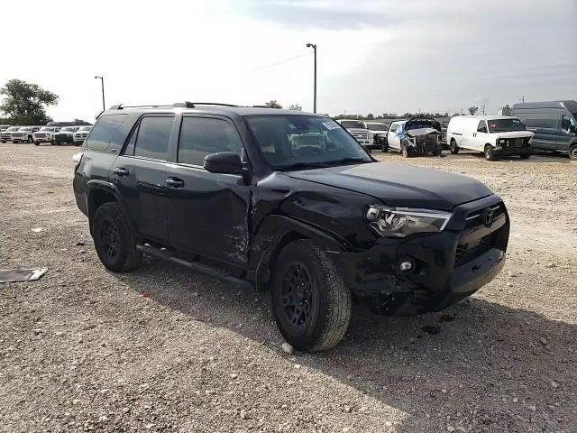 2021 Toyota 4Runner Sr5/Sr5 Premium VIN: JTEMU5JR1M5872689 Lot: 72092094