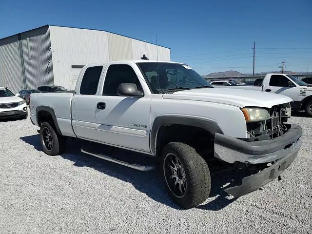 2003 Chevrolet Silverado K2500 Heavy Duty VIN: 1GCHK29U13E132268 Lot: 71129844