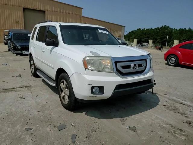 2011 Honda Pilot Exln VIN: 5FNYF4H77BB069766 Lot: 70755714