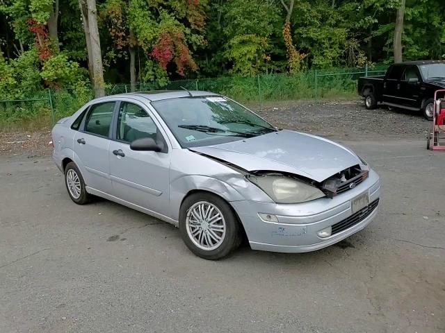 2004 Ford Focus - Image 11